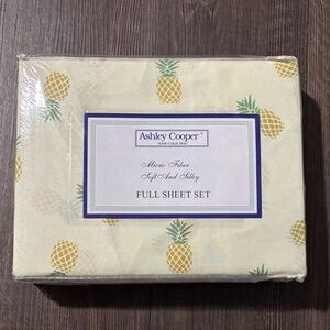 Ashley Cooper Yellow Pineapple Sheet Set